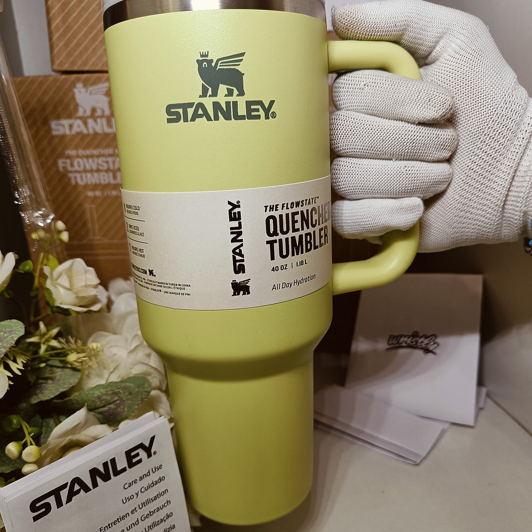 STANLEY TUMBLER Mug FlowState | 40 OZ | 1.8L