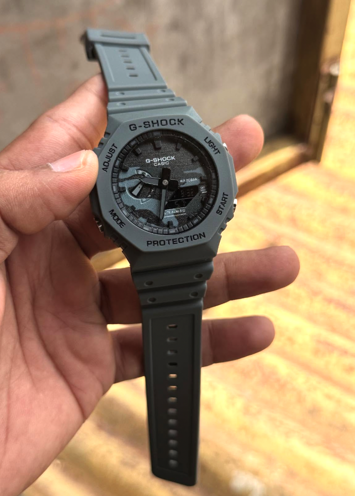 GA-2100 || Chrono Working || Camouflage Grey