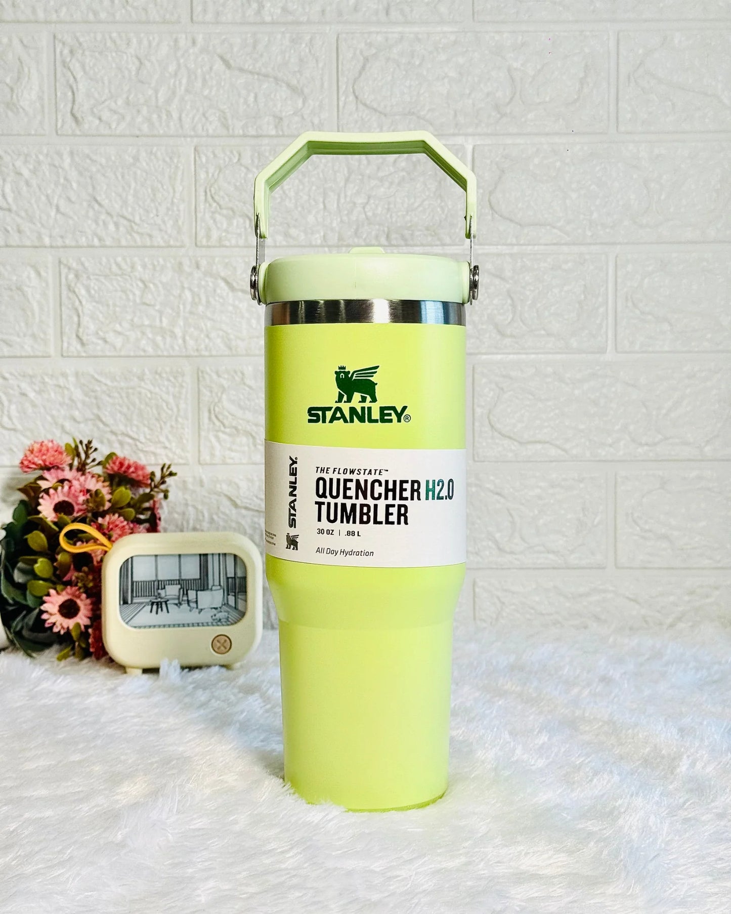 IceFlow Flip Straw Tumbler