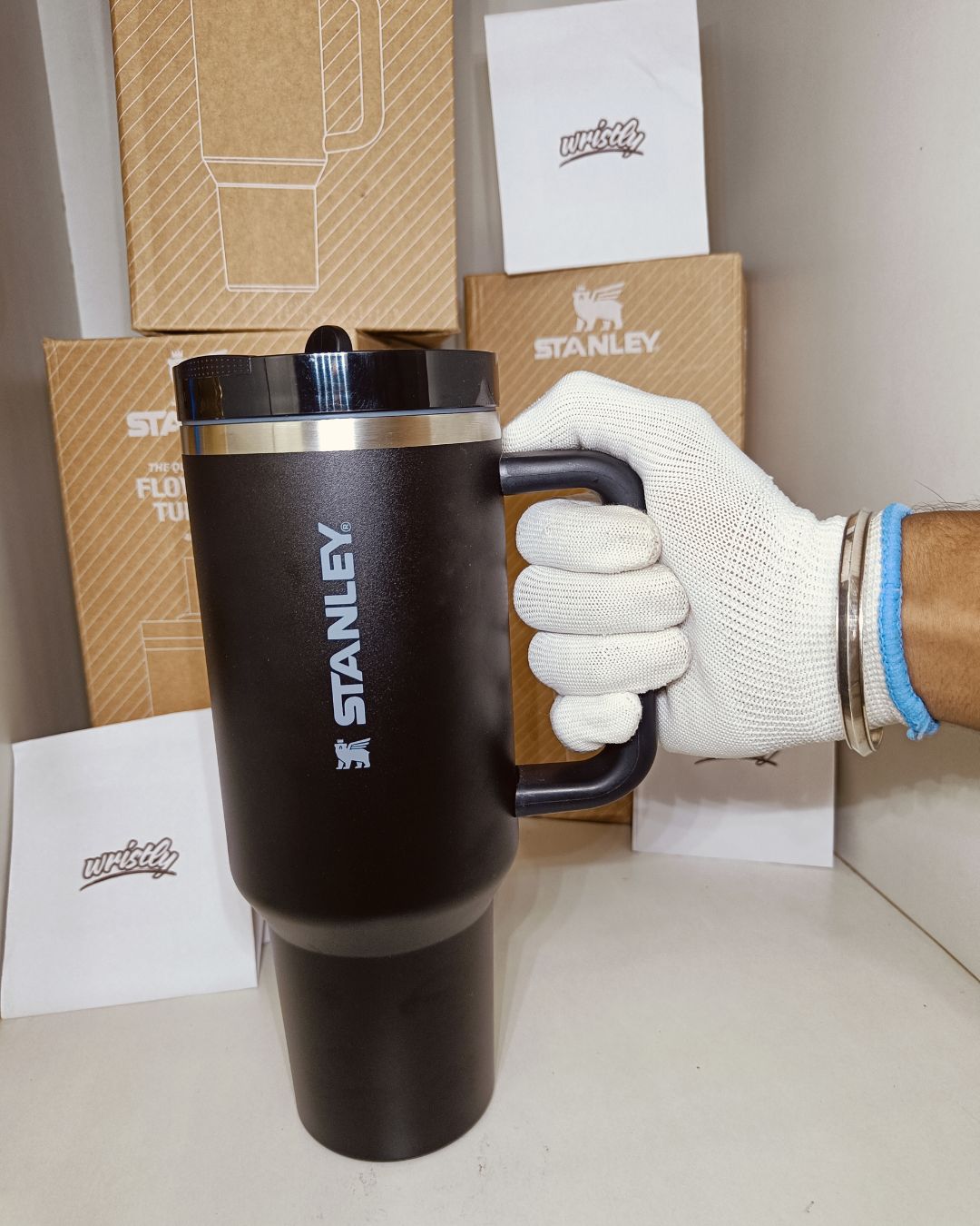 STANLEY TUMBLER Mug FlowState  |  40 OZ | 1.8L