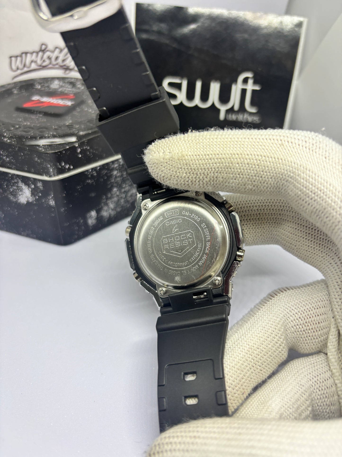 GM2160 Metal — Silver Edition