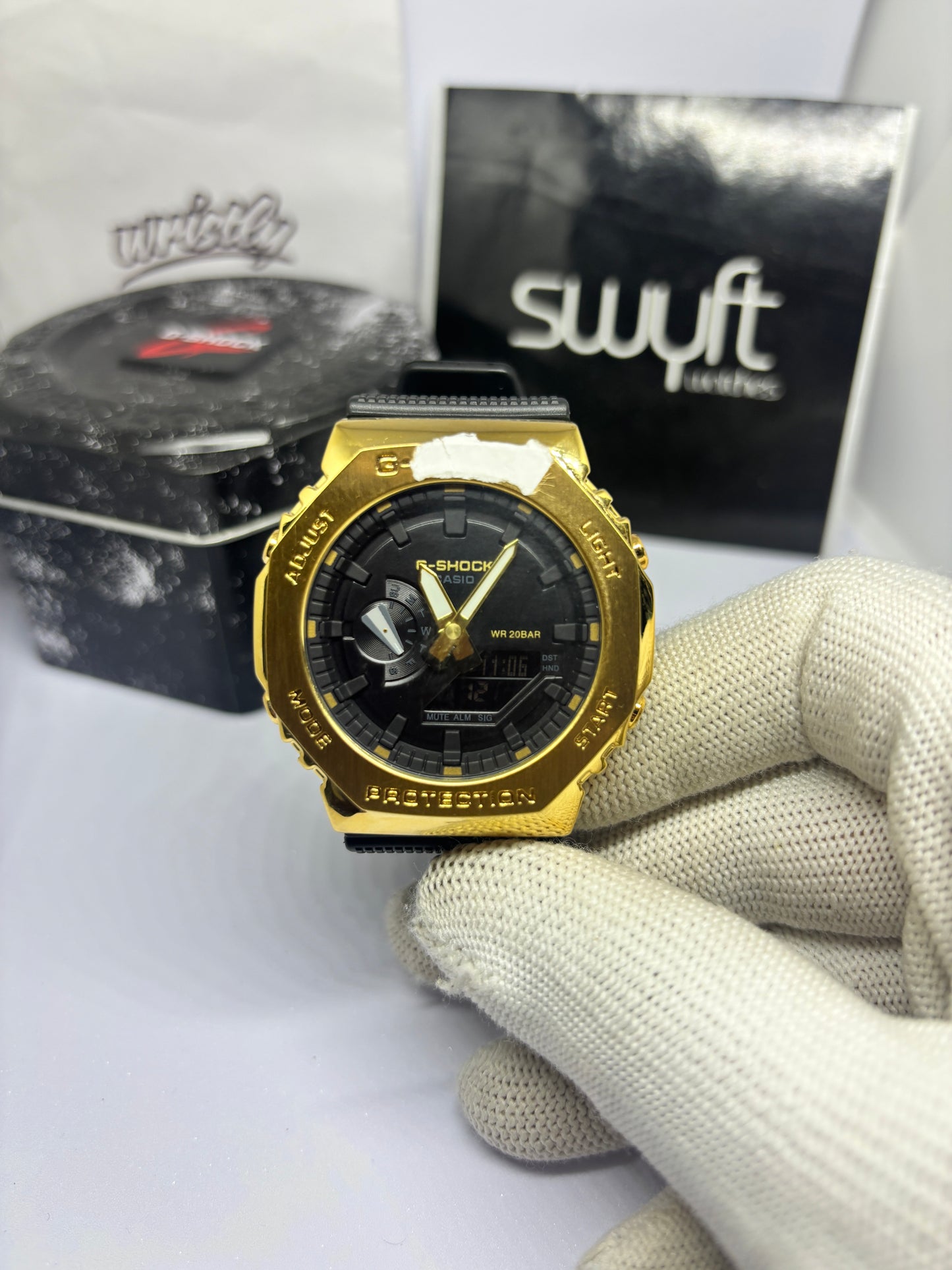 | GOLD - 2160 | Metal Dial | 1:1 Quality|GOLD