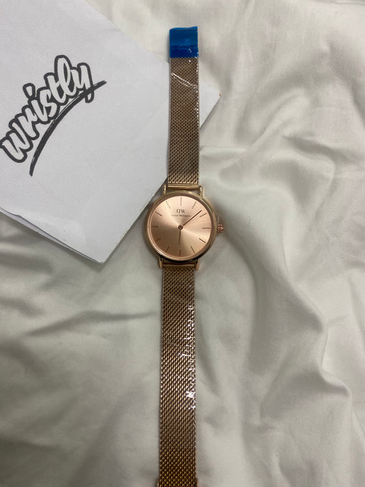 DW Petite Round Mesh Chain Rose Gold