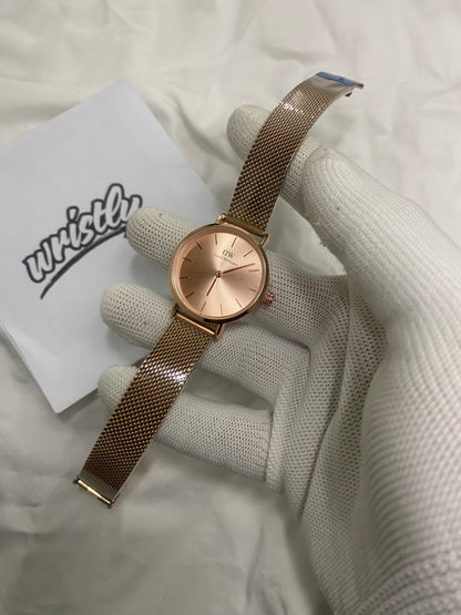 DW Petite Round Mesh Chain Rose Gold