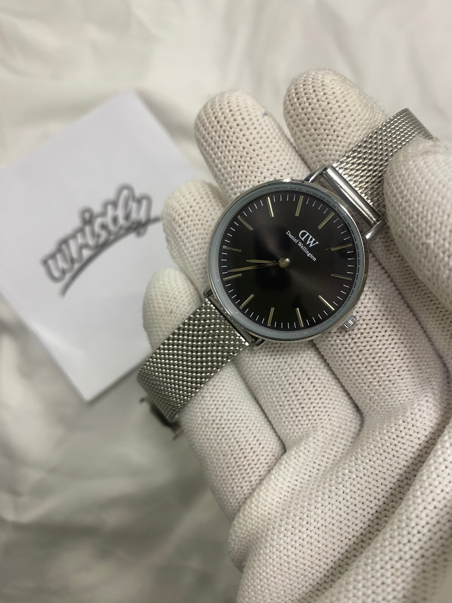 DW Petite Round Mesh Chain Silver Black