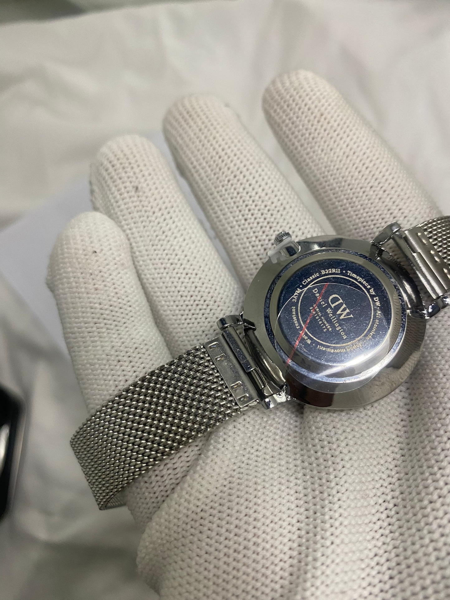 DW Petite Round Mesh Chain Silver Black